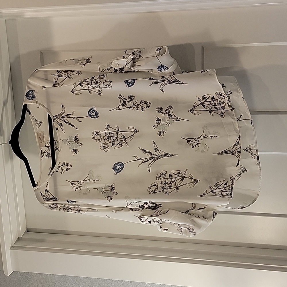 EUC Loft blouse